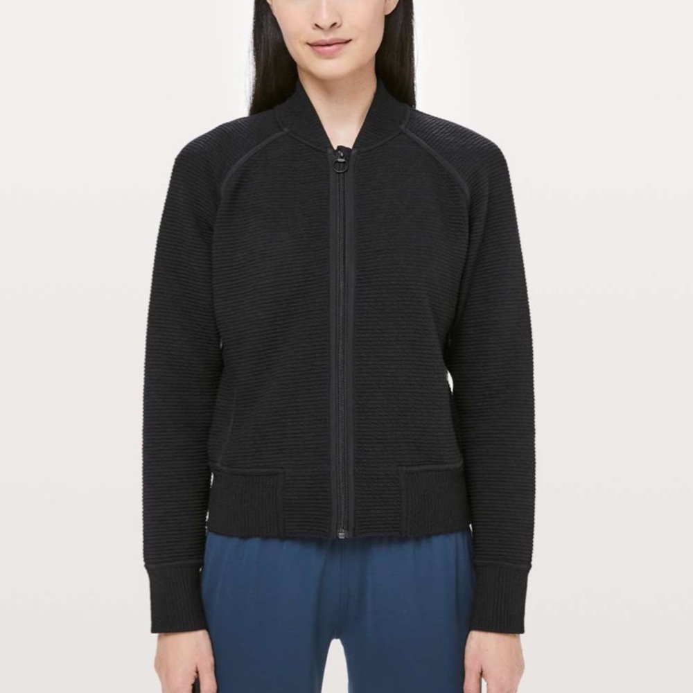 Lululemon On Repeat Bomber size 4